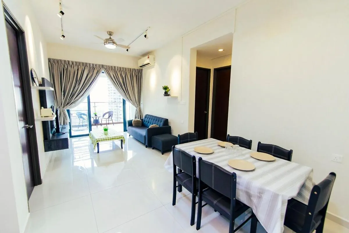Kings Bay, Country Garden Danga Bay, Suitable For Families Of Four Or Couples, A Happy Little Home Johor Bahru